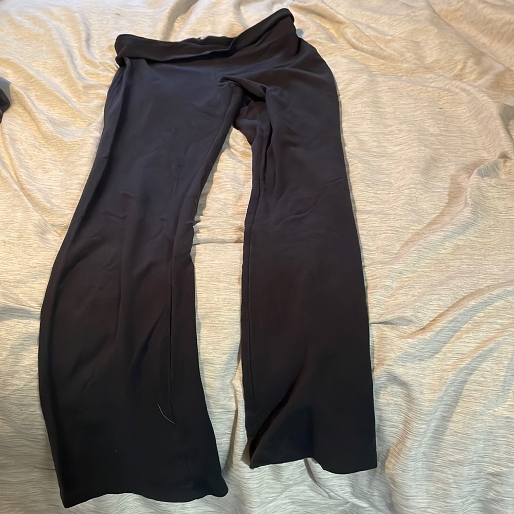 Medium used black fitted sweatpants